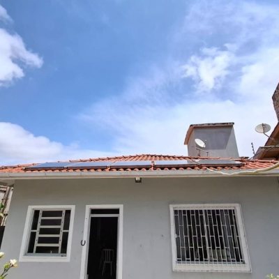 Casa Residencial com 168m², 3 quartos, 1 suíte, 2 garagens, no bairro Capoeiras em Florianópolis