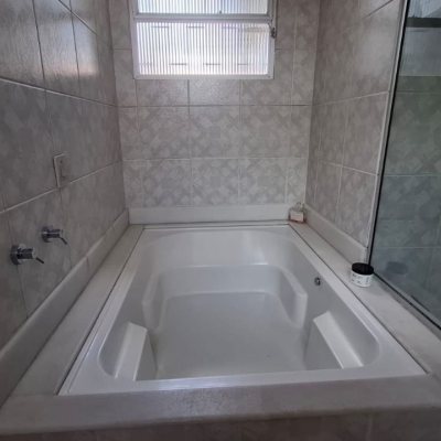 Casa Residencial com 168m², 3 quartos, 1 suíte, 2 garagens, no bairro Capoeiras em Florianópolis