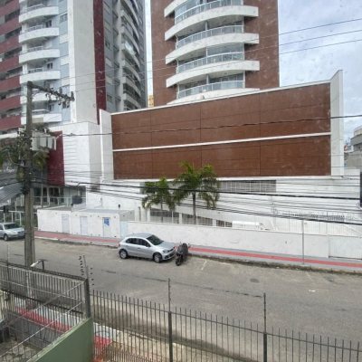 Apartamentos com 69m², 3 quartos, 1 garagem, no bairro Campinas em São José