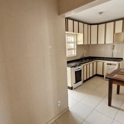 Apartamentos com 94m², 2 quartos, 1 suíte, 1 garagem, no bairro Centro em Florianópolis