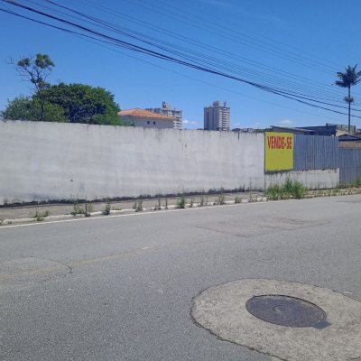 Terreno Comercial/Residencial com 1095m², no bairro Floresta em São José