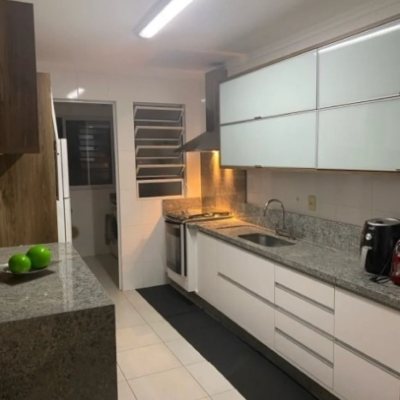 Apartamentos com 108m², 3 quartos, 1 suíte, 2 garagens, no bairro Estreito em Florianópolis
