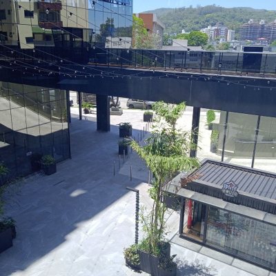 Studio Residencial com 34m², 1 quarto, 1 garagem, no bairro Trindade em Florianópolis