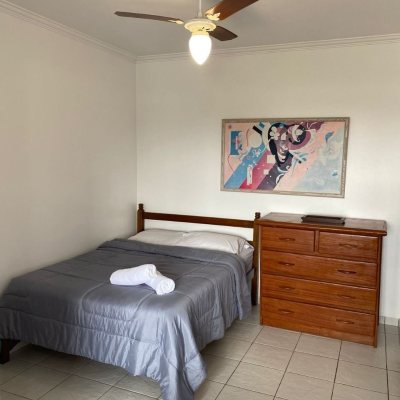 Casa Residencial com 370m², 3 quartos, 2 suítes, 3 garagens, no bairro Campeche em Florianópolis