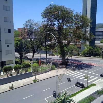 Studio Residencial com 52m², 1 quarto, 1 garagem, no bairro Trindade em Florianópolis