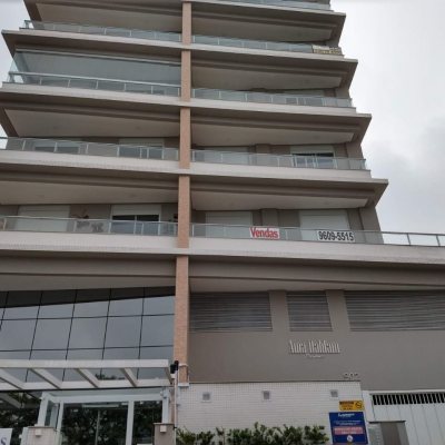 Apartamentos com 95m², 2 quartos, 1 suíte, 2 garagens, no bairro Pantanal em Florianópolis