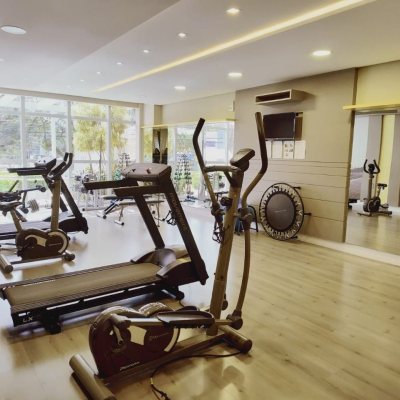 Apartamentos com 95m², 2 quartos, 1 suíte, 2 garagens, no bairro Pantanal em Florianópolis