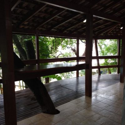 Apartamentos com 95m², 2 quartos, 1 suíte, 2 garagens, no bairro Pantanal em Florianópolis