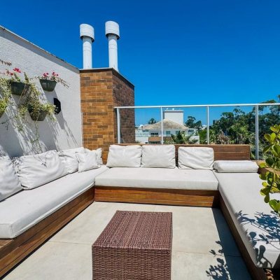 Cobertura com 175m², 3 quartos, 1 suíte, 2 garagens, no bairro Campeche em Florianópolis