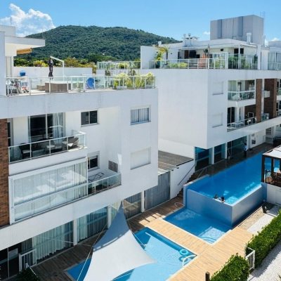 Cobertura com 175m², 3 quartos, 1 suíte, 2 garagens, no bairro Campeche em Florianópolis