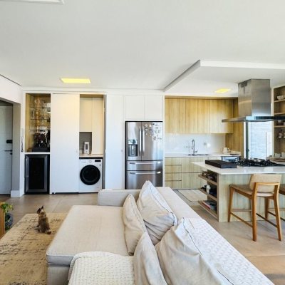 Cobertura com 175m², 3 quartos, 1 suíte, 2 garagens, no bairro Campeche em Florianópolis