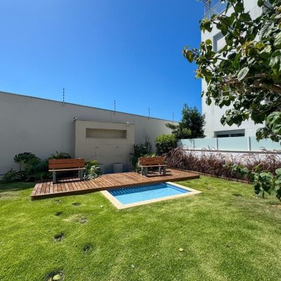 Cobertura com 175m², 3 quartos, 1 suíte, 2 garagens, no bairro Campeche em Florianópolis