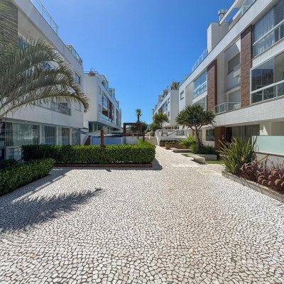 Cobertura com 175m², 3 quartos, 1 suíte, 2 garagens, no bairro Campeche em Florianópolis