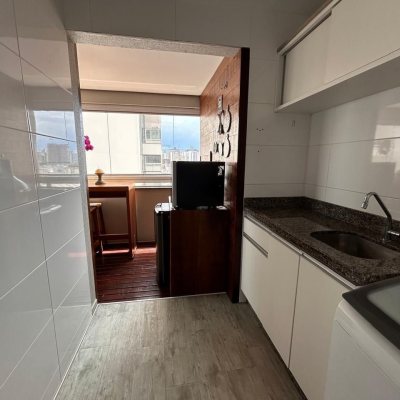 Apartamentos com 106m², 2 quartos, 1 suíte, 1 garagem, no bairro Kobrasol em São José