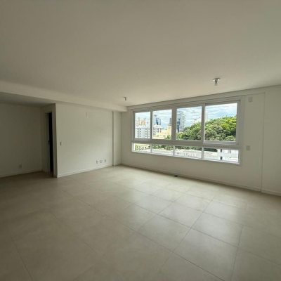 Studio Residencial com 40m², 1 quarto, 1 garagem, no bairro Centro em Florianópolis