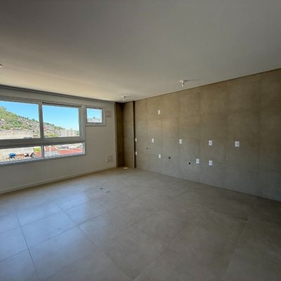 Studio Residencial com 40m², 1 quarto, 1 garagem, no bairro Centro em Florianópolis