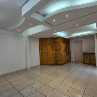 Cobertura com 459m², 4 quartos, 2 suítes, 3 garagens, no bairro Campinas em São José