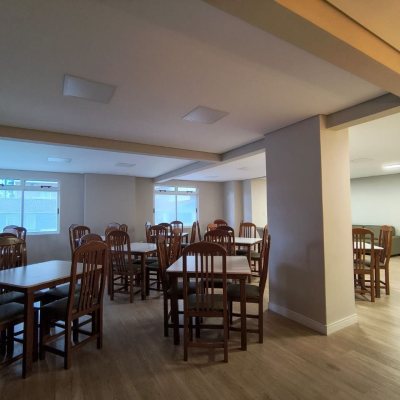 Cobertura com 459m², 4 quartos, 2 suítes, 3 garagens, no bairro Campinas em São José