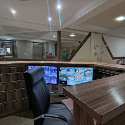 Cobertura com 459m², 4 quartos, 2 suítes, 3 garagens, no bairro Campinas em São José