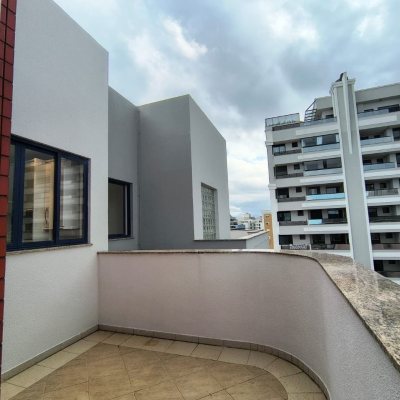 Cobertura com 459m², 4 quartos, 2 suítes, 3 garagens, no bairro Campinas em São José