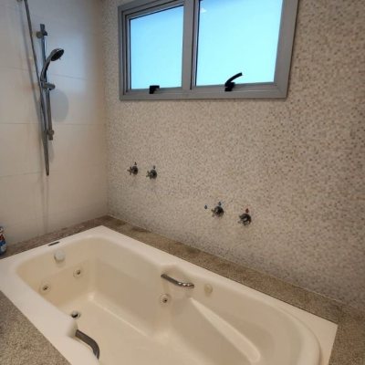 Cobertura com 206m², 2 quartos, 2 suítes, 2 garagens, no bairro Agronômica em Florianópolis