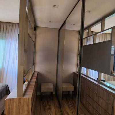 Cobertura com 206m², 2 quartos, 2 suítes, 2 garagens, no bairro Agronômica em Florianópolis