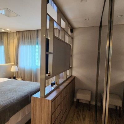 Cobertura com 206m², 2 quartos, 2 suítes, 2 garagens, no bairro Agronômica em Florianópolis