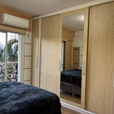 Apartamentos com 77m², 3 quartos, 1 suíte, 1 garagem, no bairro Carianos em Florianópolis