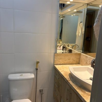 Apartamentos com 77m², 3 quartos, 1 suíte, 1 garagem, no bairro Carianos em Florianópolis