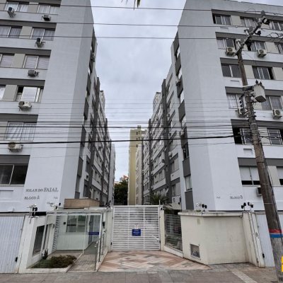 Apartamentos com 104m², 3 quartos, 1 suíte, 1 garagem, no bairro Centro em Florianópolis
