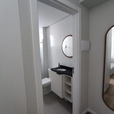 Studio Residencial com 19m², 1 quarto, no bairro Centro em Florianópolis