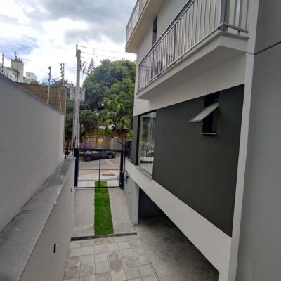 Studio Residencial com 19m², 1 quarto, no bairro Centro em Florianópolis