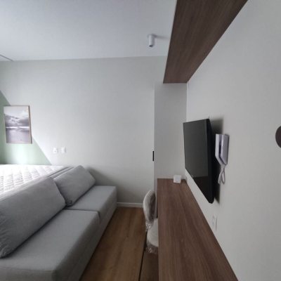 Studio Residencial com 19m², 1 quarto, no bairro Centro em Florianópolis