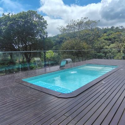 Sitio com 342m², 4 quartos (sendo 2 suítes), 2 garagens, no bairro Colonia Santa Luzia em Santo Amaro Da Imperatriz