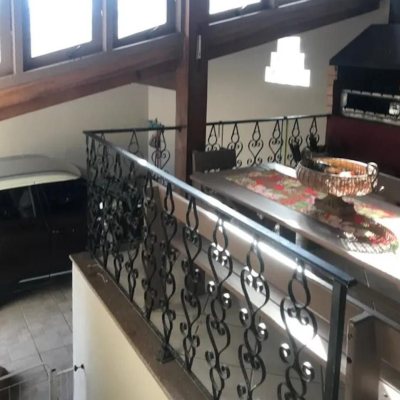 Casa Residencial com 180m², 3 quartos, 1 suíte, 4 garagens, no bairro Barra Da Lagoa em Florianópolis