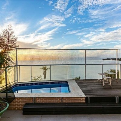 Cobertura com 487m², 4 quartos, 4 suítes, 4 garagens, no bairro João Paulo em Florianópolis
