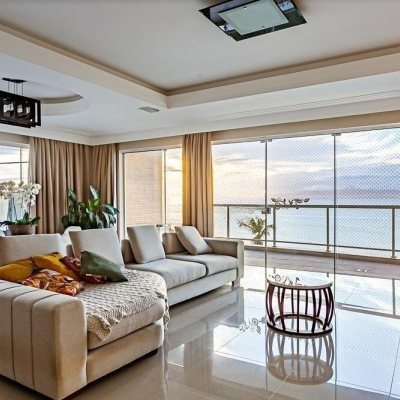 Cobertura com 487m², 4 quartos, 4 suítes, 4 garagens, no bairro João Paulo em Florianópolis