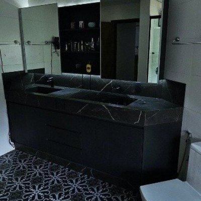 Casa Residencial com 350m², 5 quartos, 3 suítes, 4 garagens, no bairro Lagoa da Conceição em Florianópolis