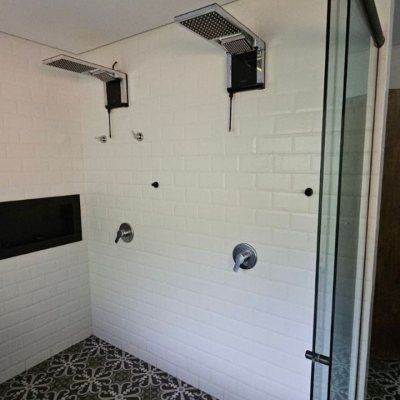 Casa Residencial com 350m², 5 quartos, 3 suítes, 4 garagens, no bairro Lagoa da Conceição em Florianópolis