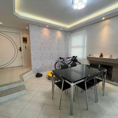 Casa em Condomínio com 650m², 4 quartos, 2 suítes, 4 garagens, no bairro Córrego Grande em Florianópolis