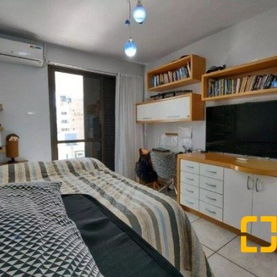 Casa Residencial com 585m², 5 quartos, 3 suítes, 6 garagens, no bairro João Paulo em Florianópolis