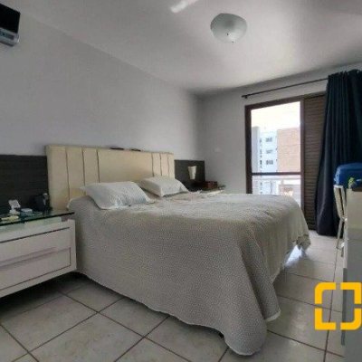Casa Residencial com 585m², 5 quartos, 3 suítes, 6 garagens, no bairro João Paulo em Florianópolis