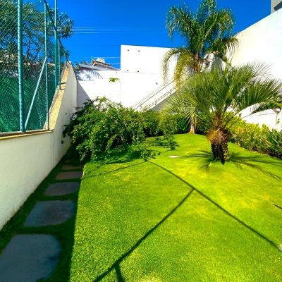 Apartamentos com 156m², 2 quartos, 2 suítes, 2 garagens, no bairro João Paulo em Florianópolis