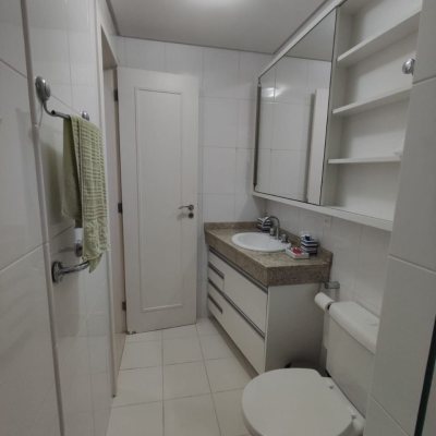 Apartamentos com 121m², 4 quartos, 2 suítes, 2 garagens, no bairro Balneário em Florianópolis