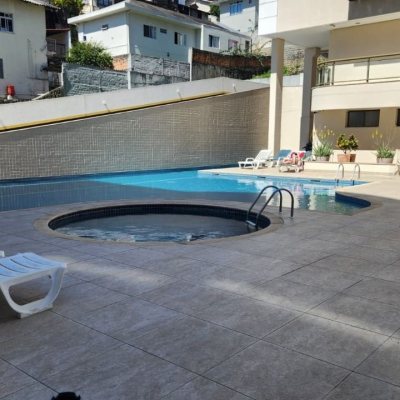 Apartamentos com 62m², 2 quartos, 1 suíte, 1 garagem, no bairro Pantanal em Florianópolis