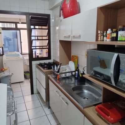 Apartamentos com 88m², 3 quartos, 1 suíte, 1 garagem, no bairro Centro em Florianópolis