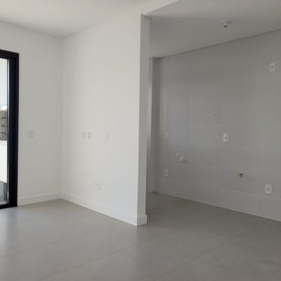 Apartamentos com 47m², 1 quarto, 1 garagem, no bairro Canasvieiras em Florianópolis