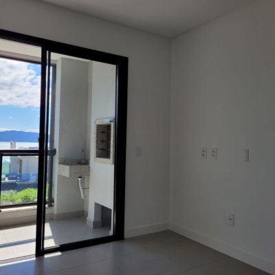 Apartamentos com 47m², 1 quarto, 1 garagem, no bairro Canasvieiras em Florianópolis