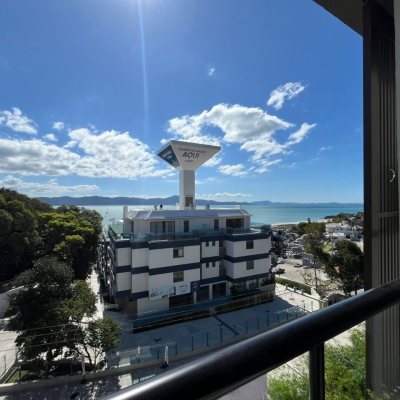 Apartamentos com 47m², 1 quarto, 1 garagem, no bairro Canasvieiras em Florianópolis