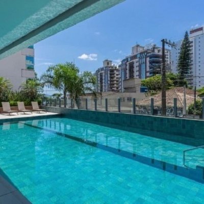 Apartamentos com 122m², 3 quartos, 1 suíte, 2 garagens, no bairro Agronômica em Florianópolis